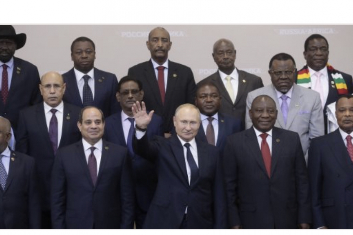 Sommet Russie-Afrique à Sotchi : Vladimir Poutine en conquérant.