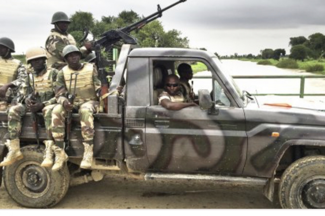 Niger : 12 morts dans l’attaque d’une base militaire dans le sud-est du pays.