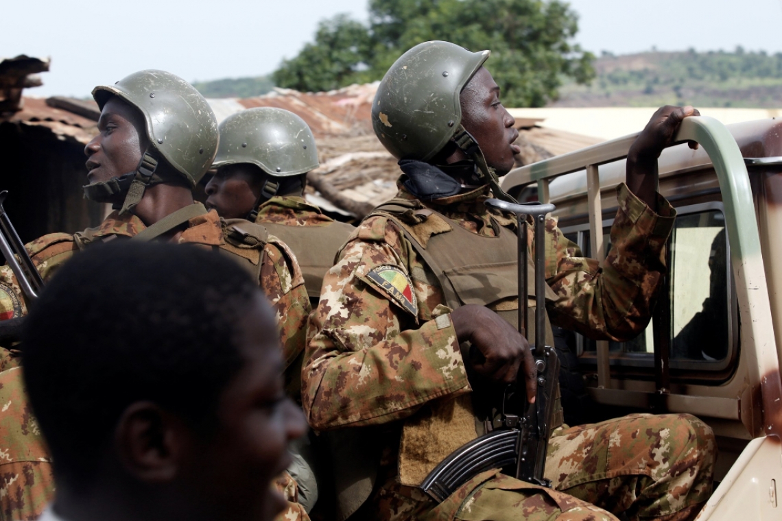 Mali: 24 soldats tués lors d'une attaque au sud de Ménaka!