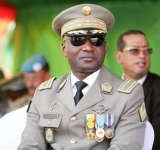 Général Salif Traoré décoré