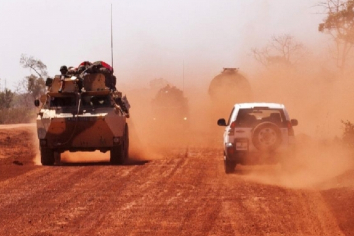 Mali: un camp de gendarmes attaqué par des hommes armés dans le centre